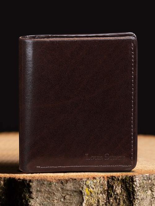 men's brown genuine leather formal wallet - 21966111 - Standard Image - 0