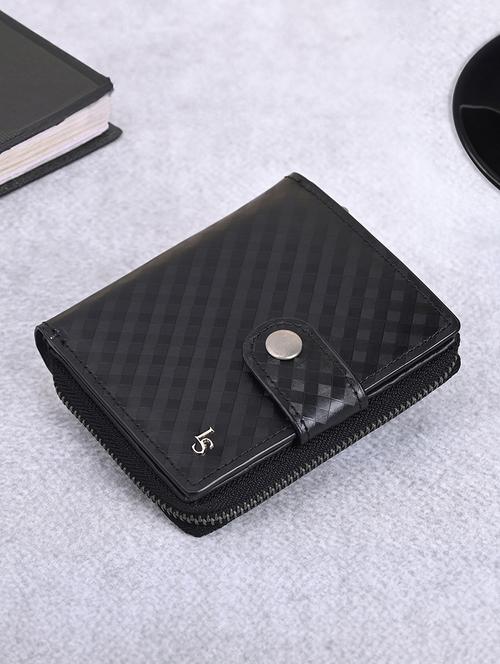 men black textured leather wallet - 21966128 - Standard Image - 0