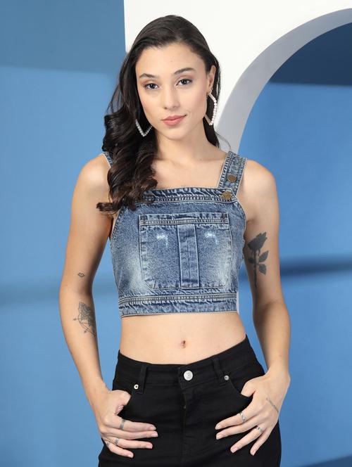 women solid shoulder strap denim crop top - 21966149 - Standard Image - 0