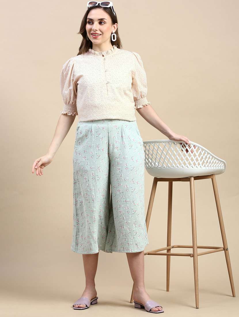 women cream puff sleeve schiffli top - 21966176 -  Standard Image - 4