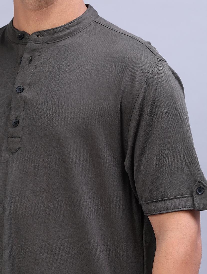 men solid short sleeve regular fit t-shirt - 21966379 - Standard Image - 4