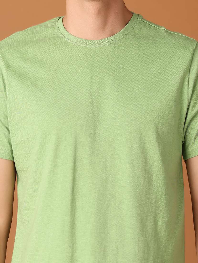 men solid short sleeve regular fit t-shirt - 21966538 - Standard Image - 4