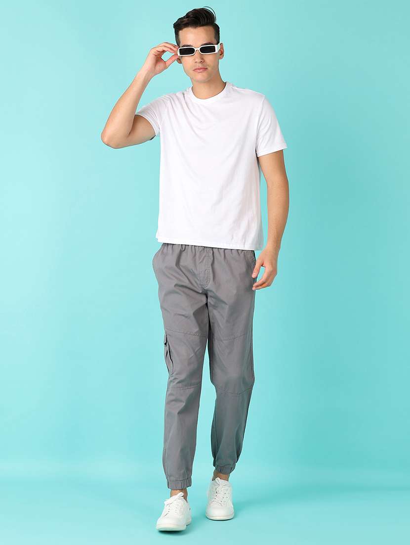 men solid round neck regular fit t-shirt - 21966564 -  Standard Image - 4