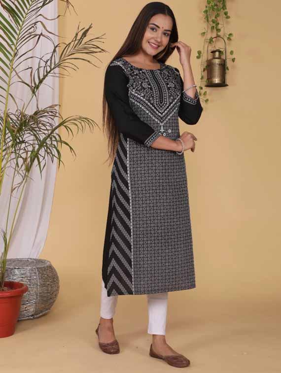 women three quarter sleeve straight kurta - 21966647 - Standard Image - 1