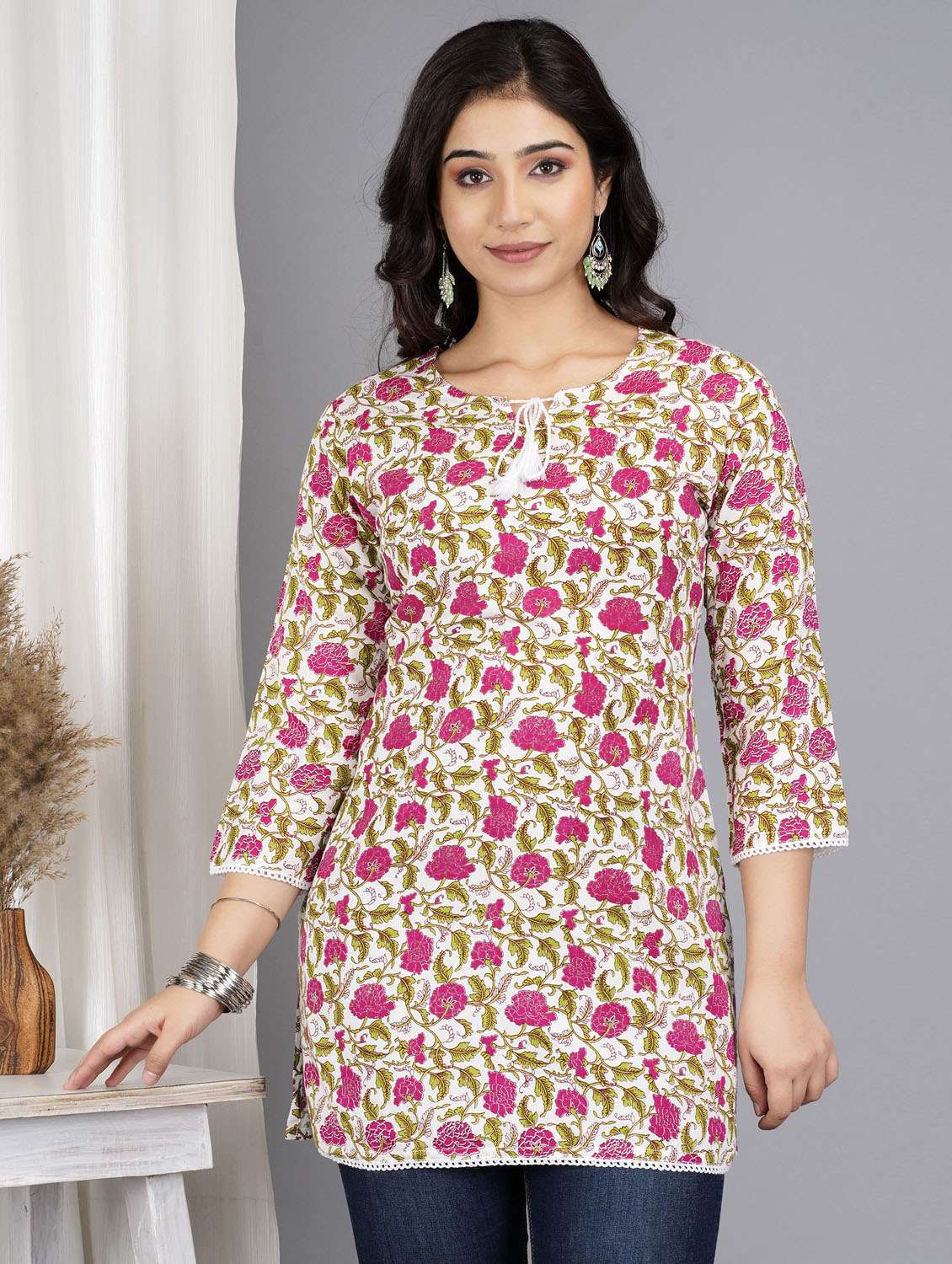 women floral three quarter sleeve straight kurti