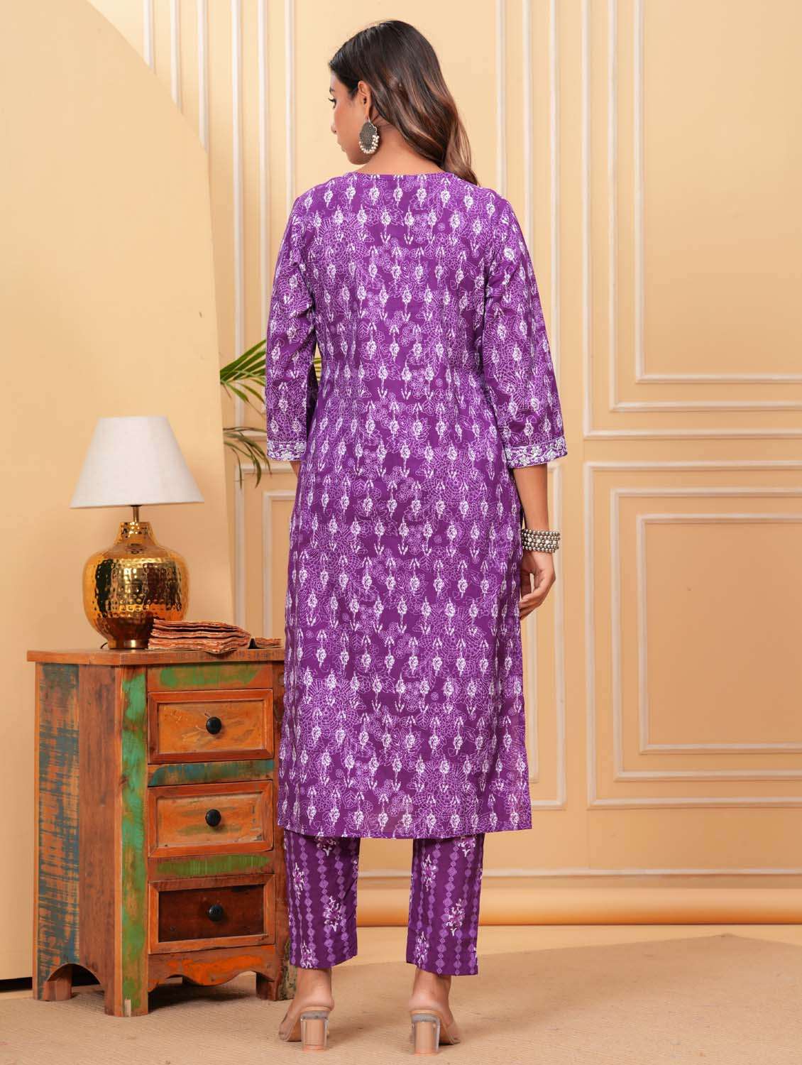 women three quarter sleeve kurta pant with dupatta set - 21966711 - Standard Image - 4