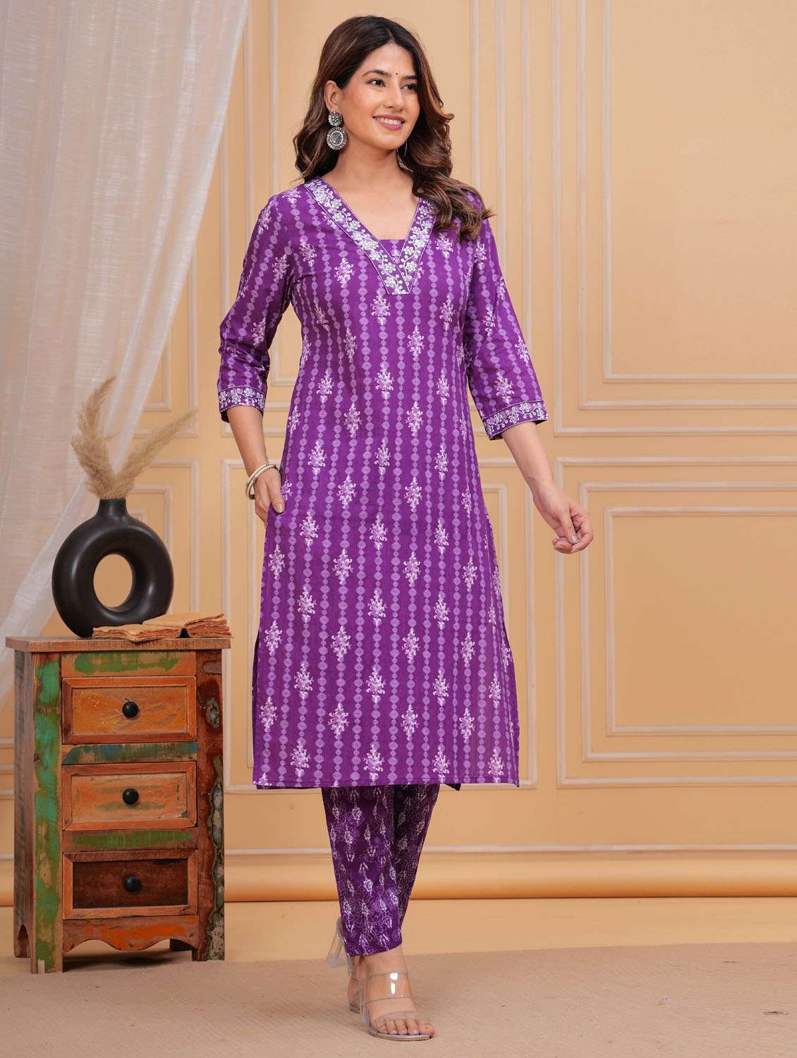 women three quarter sleeve kurta pant with dupatta set - 21966718 - Standard Image - 1