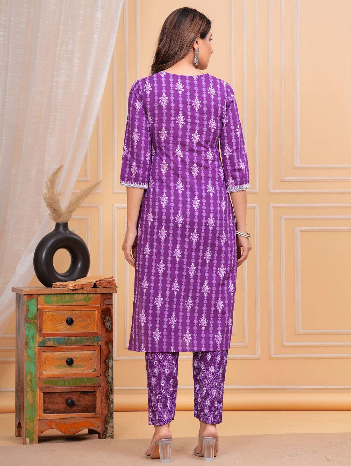 women three quarter sleeve kurta pant with dupatta set - 21966720 - Standard Image - 4