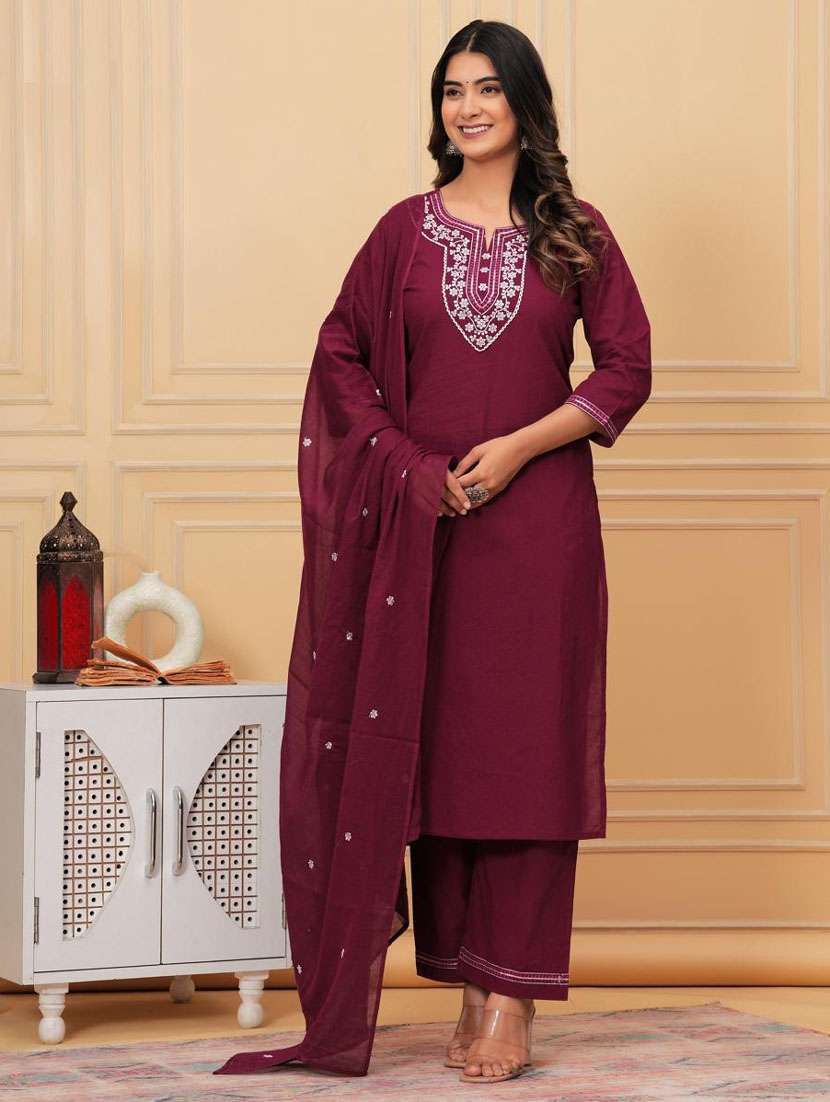 women three quarter sleeve kurta pant with dupatta set - 21966725 - Standard Image - 1