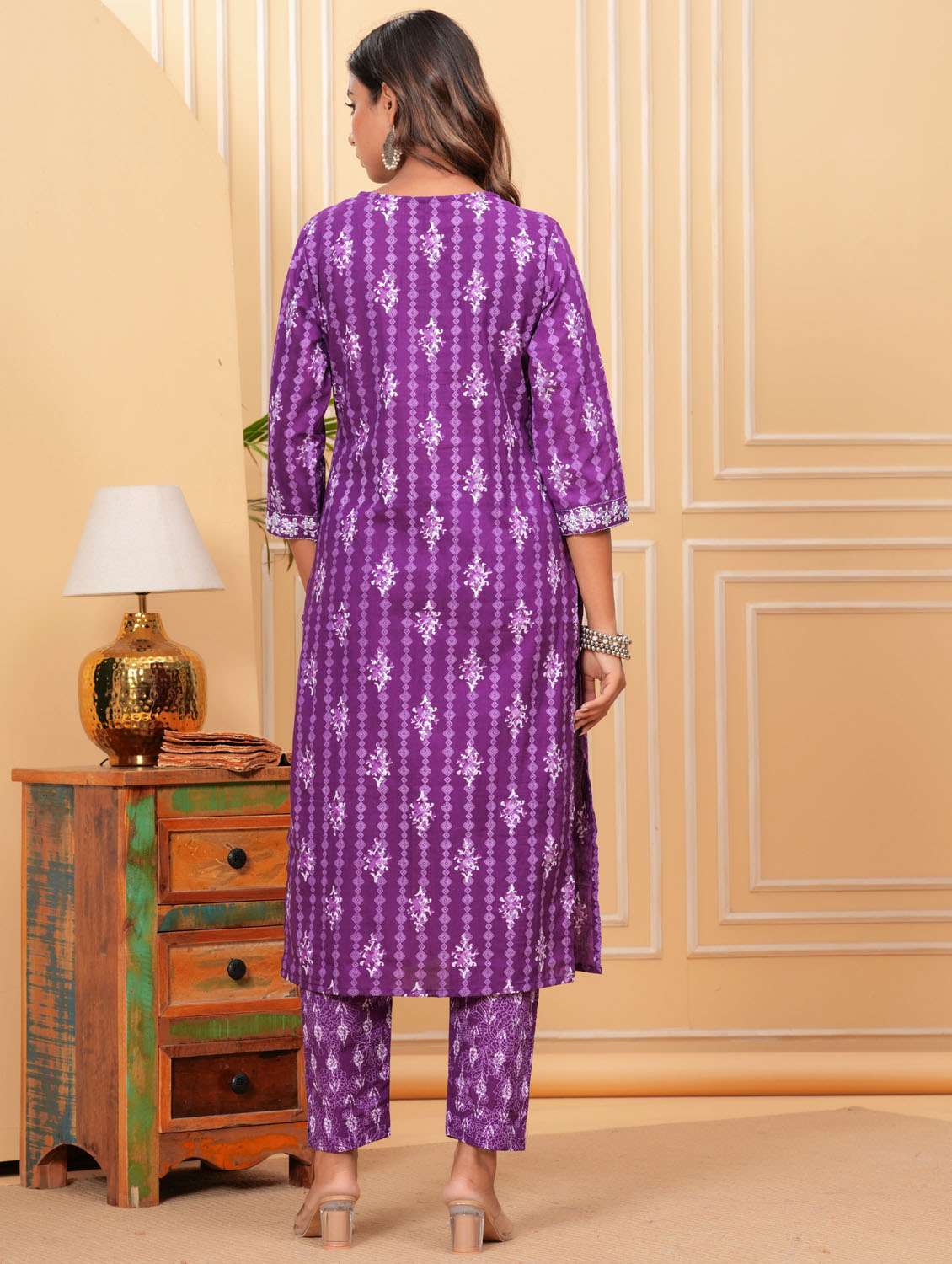women three quarter sleeve kurta pant with dupatta set - 21966760 - Standard Image - 4