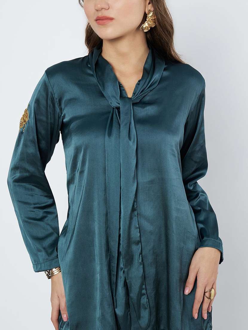 women soolid top and trouser co-ord set - 21966844 -  Standard Image - 4