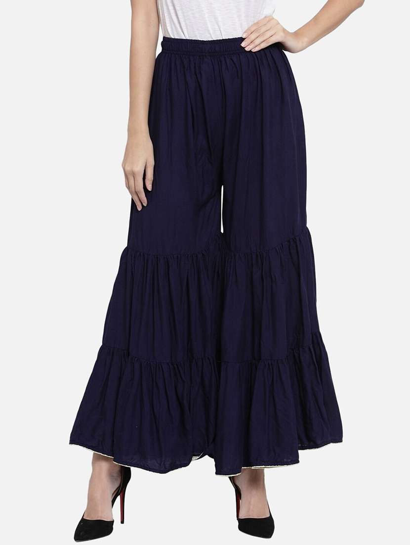 women solid mid rise sharara