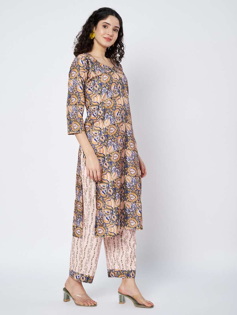 women three quarter sleeve kurta pant with dupatta set - 21967105 -  Standard Image - 1