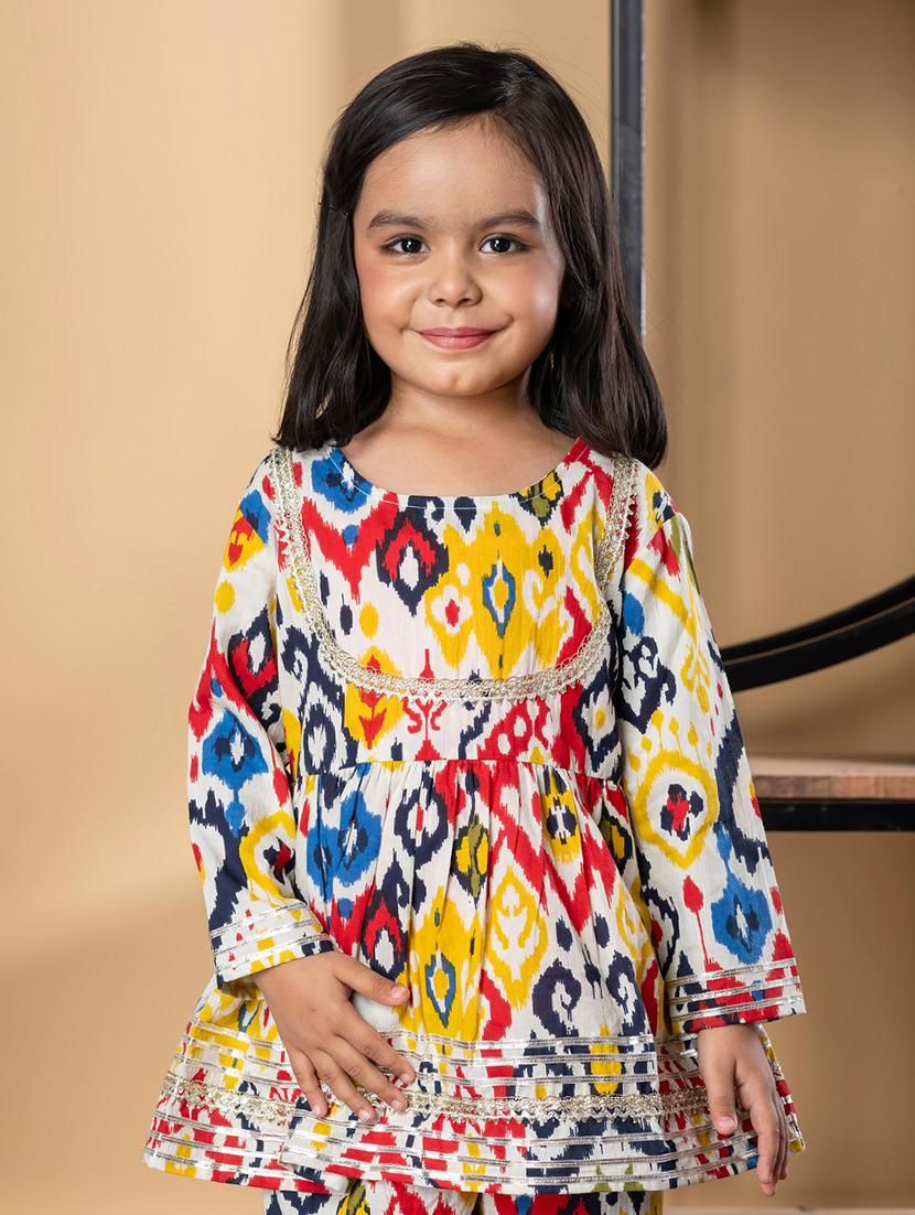 girls printed long sleeve kurta and sharara set - 21967198 - Standard Image - 4