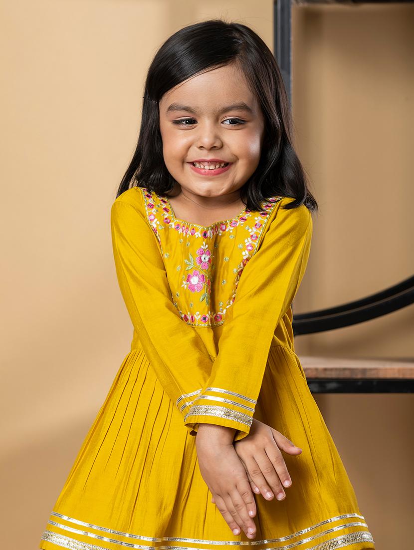 girls gota detailed long sleeve kurta and sharara set - 21967203 - Standard Image - 4