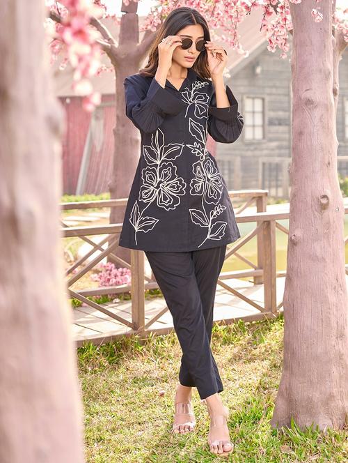 women embroidered long sleeve ethnic co-ord set - 21967303 -  Standard Image - 0