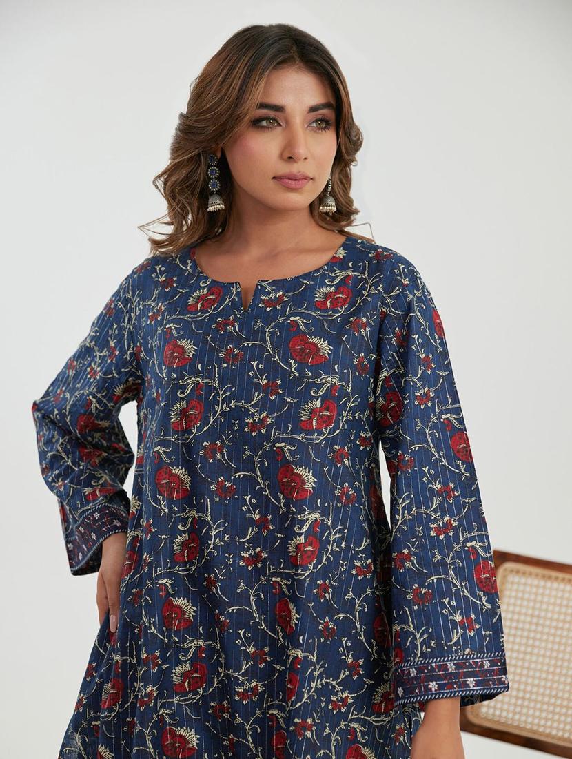 women blue floral long sleeve kurta palazzo set - 21967362 - Standard Image - 4