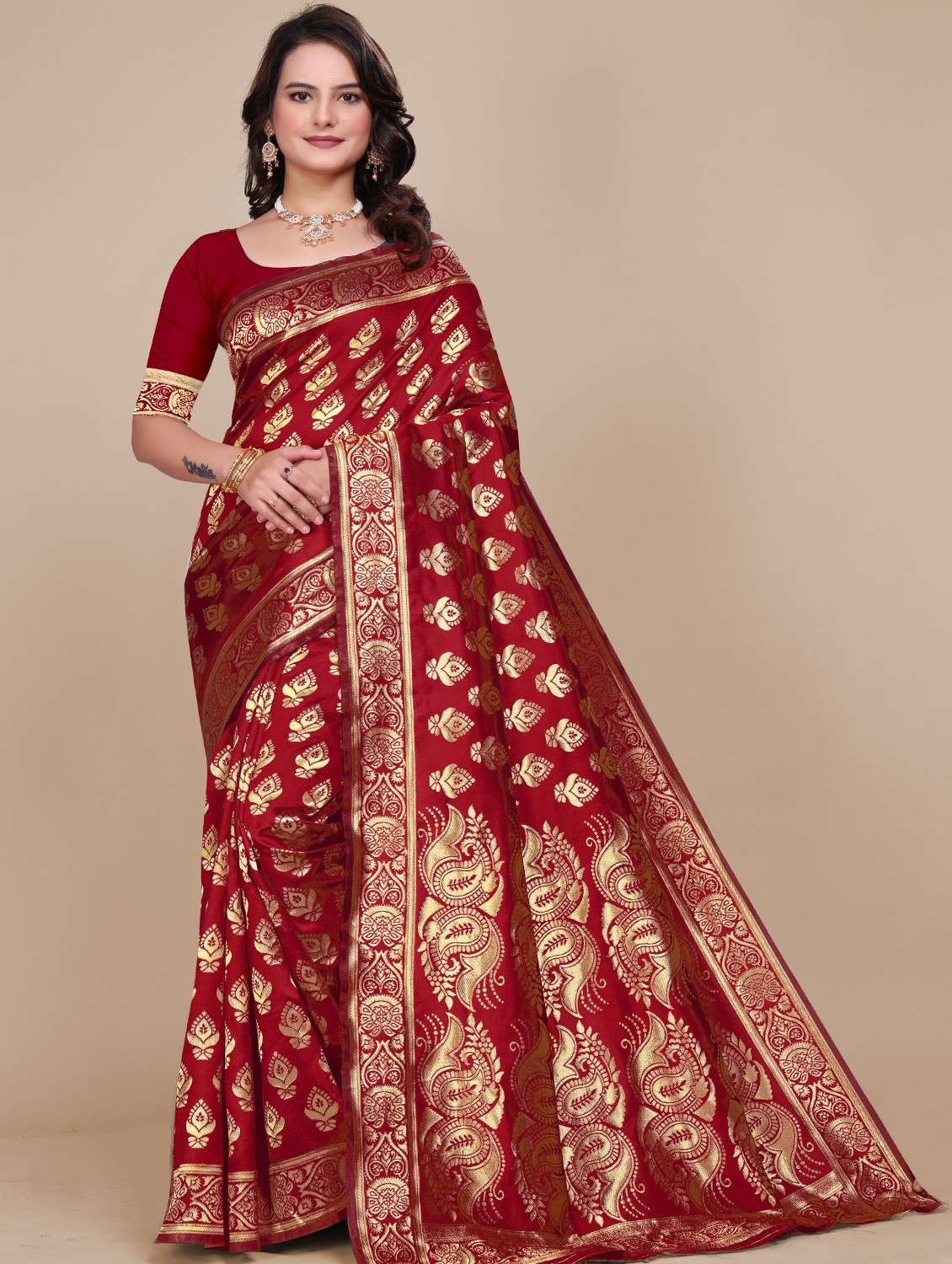women self design banarasi saree with blouse - 21967984 -  Standard Image - 1