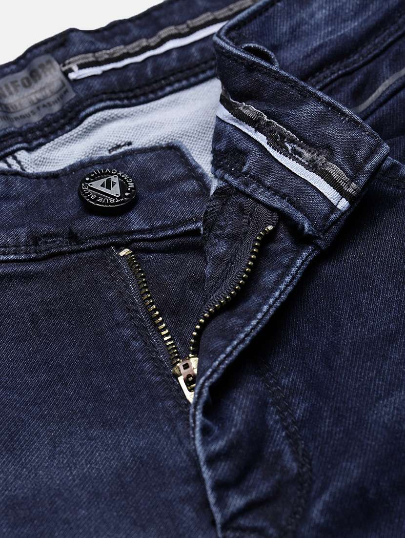 men washed low rise full length jeans - 21968059 -  Standard Image - 6