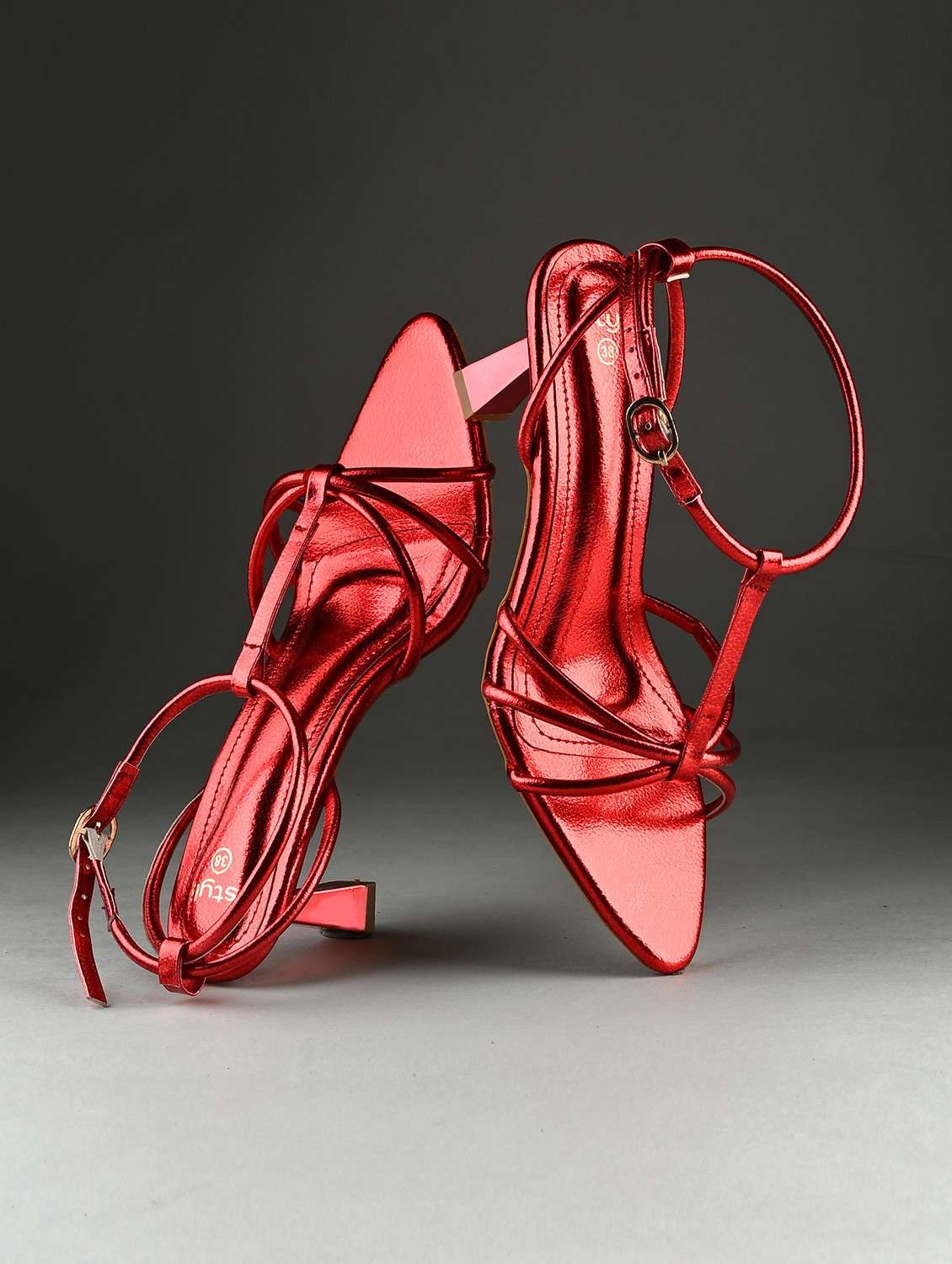women red solid ankle starp sandal