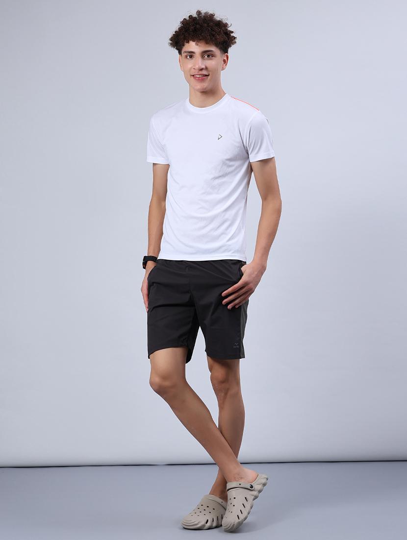 men side taped mid rise sport shorts - 21968411 - Standard Image - 4