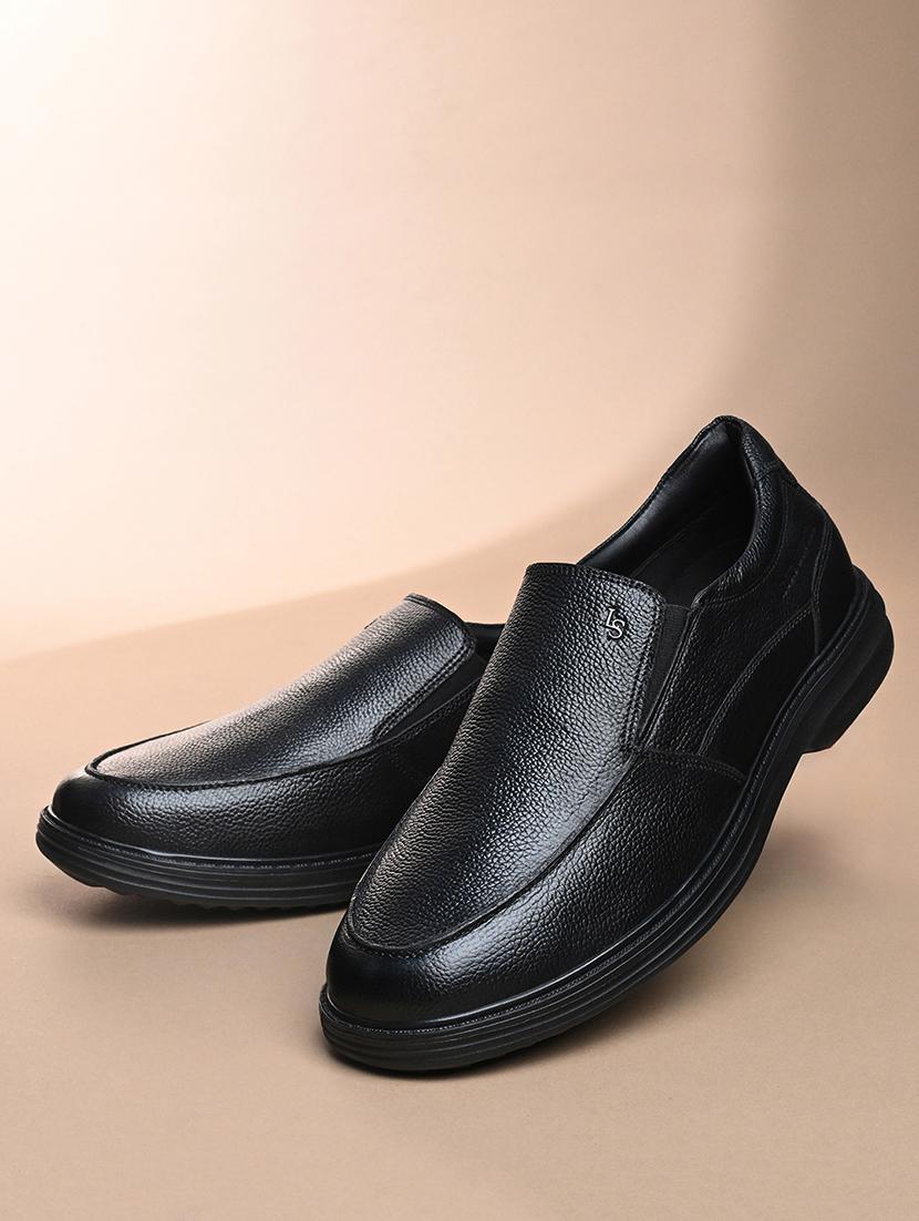 men black slip on formal shoes - 21968583 - Zoom Image - 0