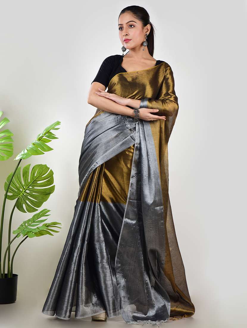 women color block printed saree with blouse