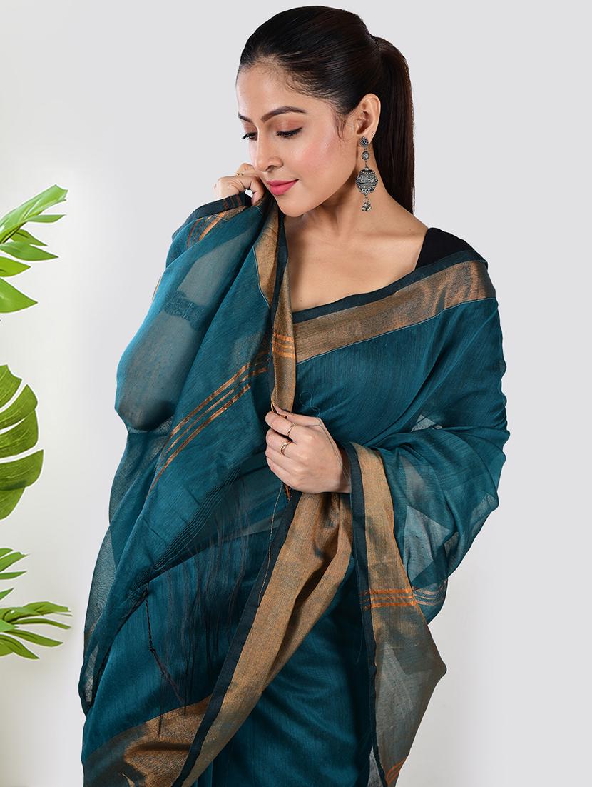 women solid with bordered saree with blouse - 21968616 - Standard Image - 4