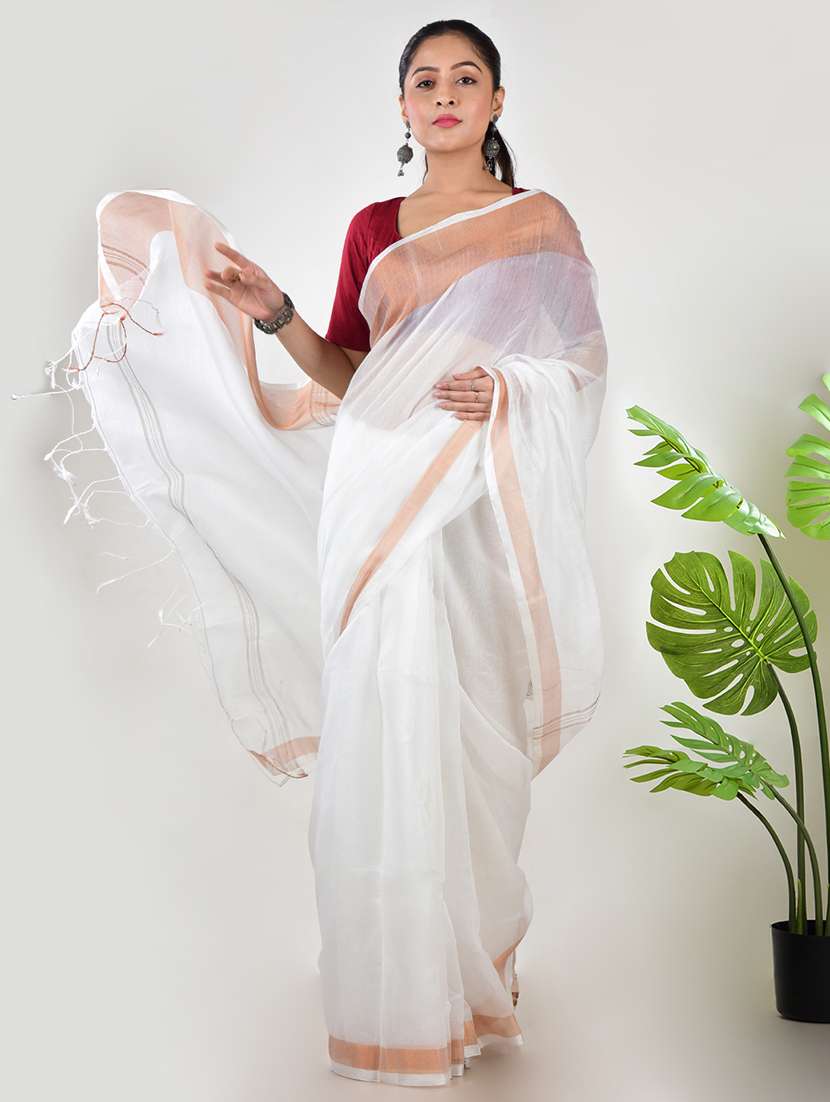 women solid with bordered saree with blouse