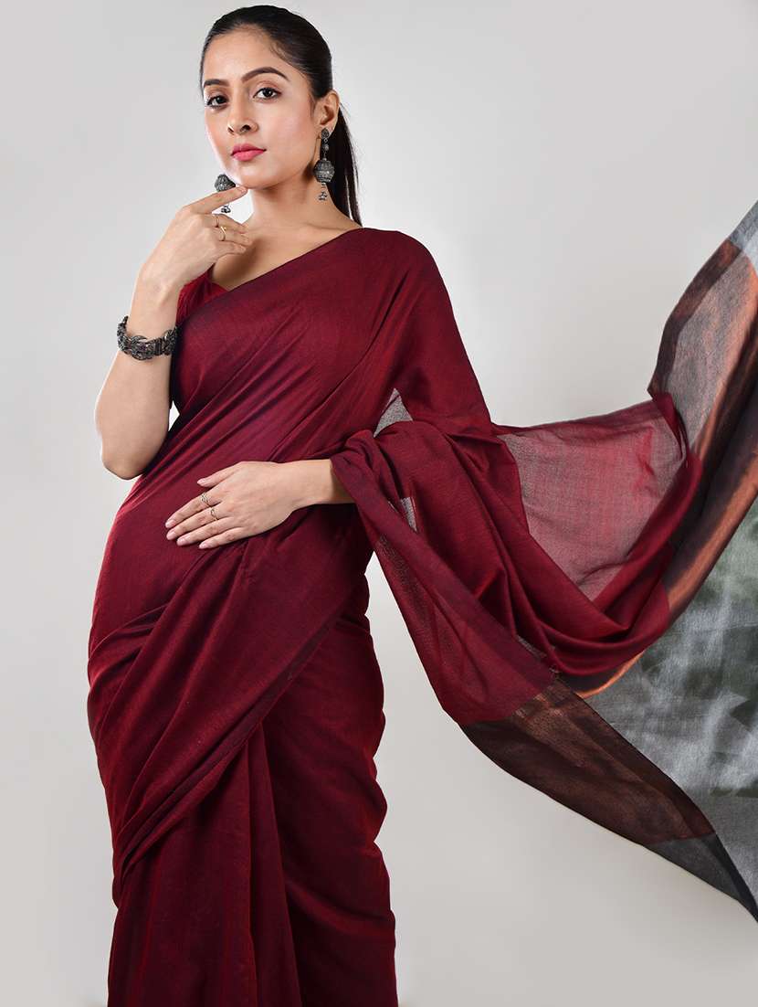 women solid plain saree with blouse - 21968619 - Standard Image - 4