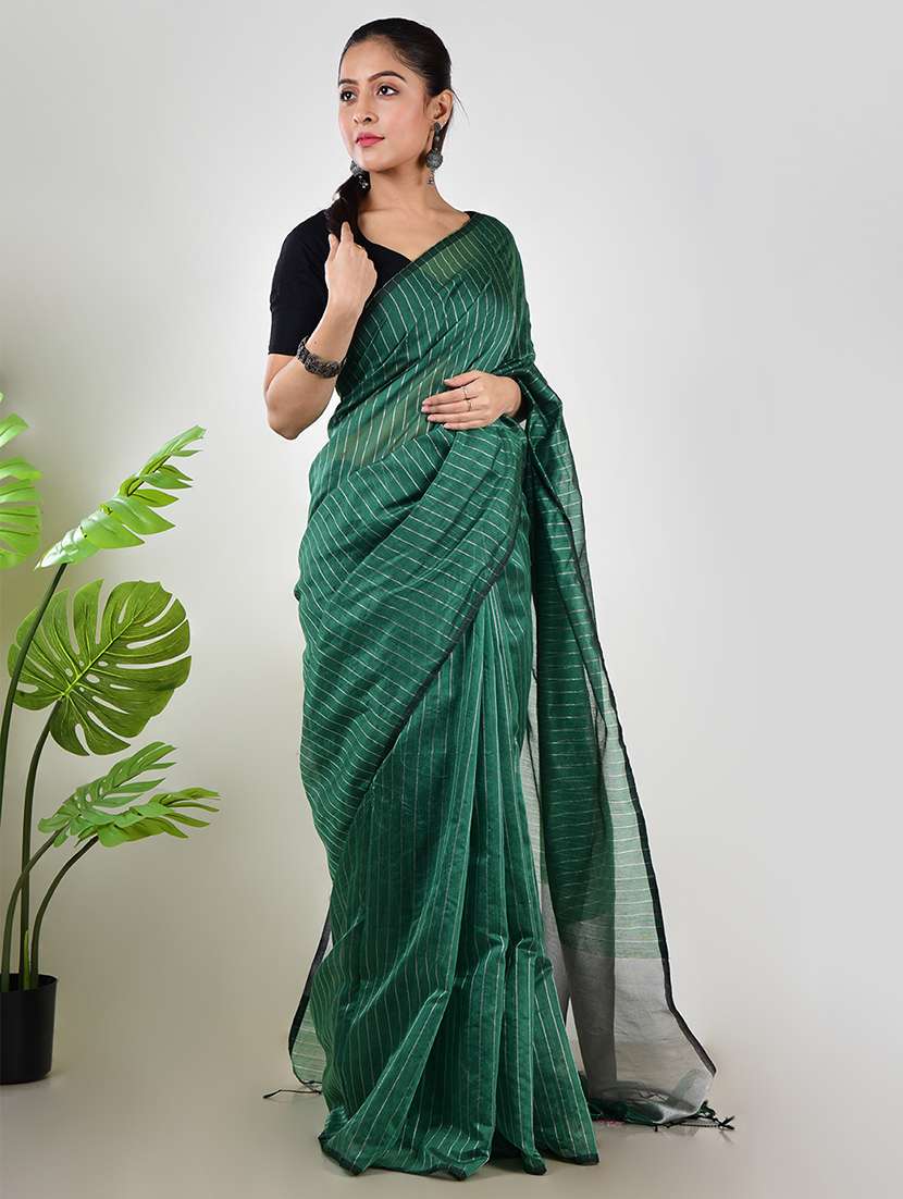 women striped printed saree with blouse - 21968620 -  Standard Image - 1