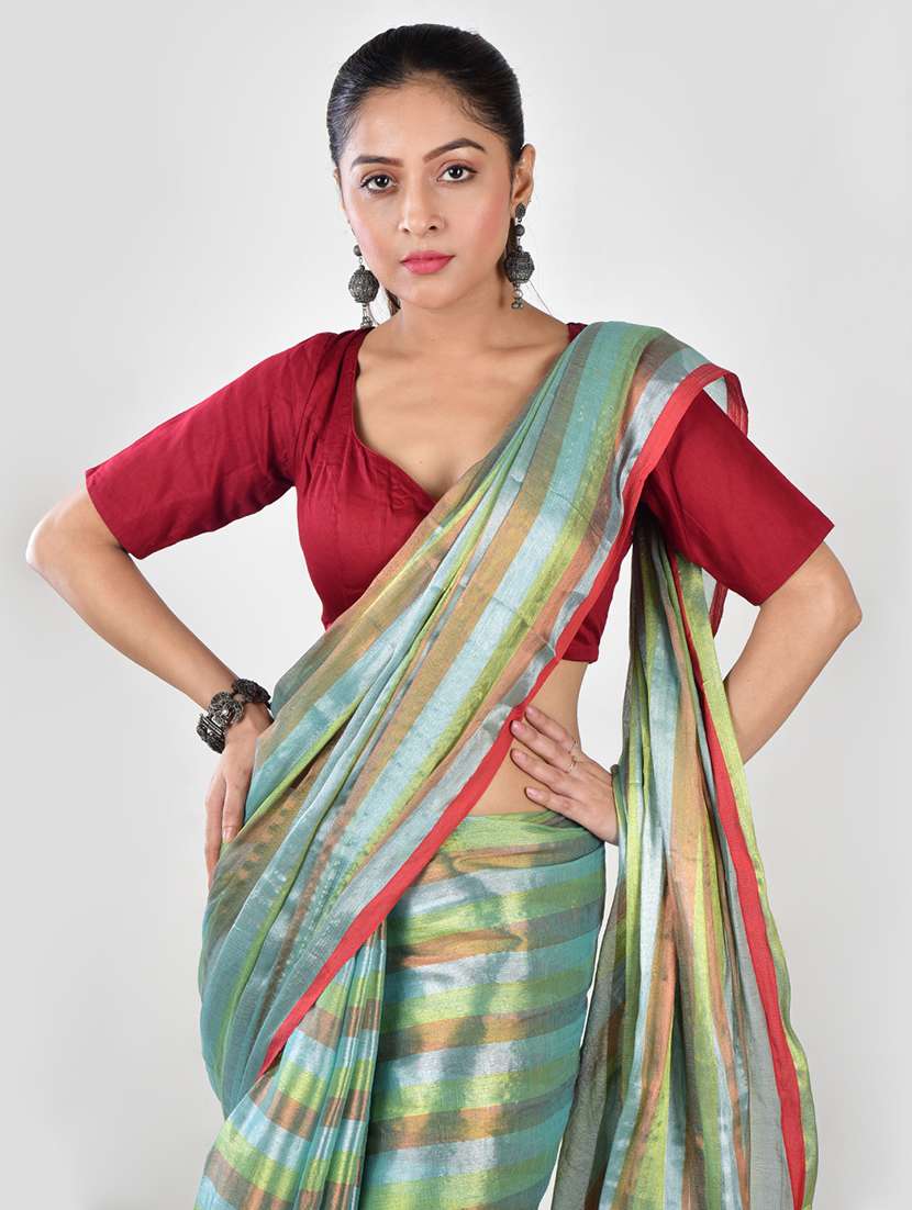 women striped printed saree with blouse - 21968621 -  Standard Image - 4