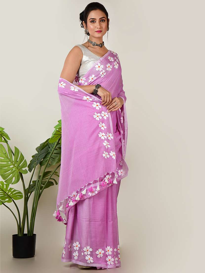 women floral bordered saree with blouse - 21968641 - Standard Image - 1