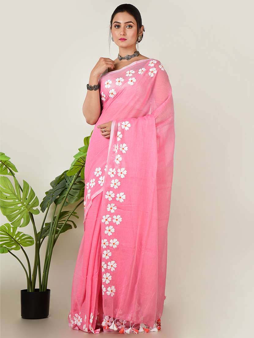 women floral bordered saree with blouse