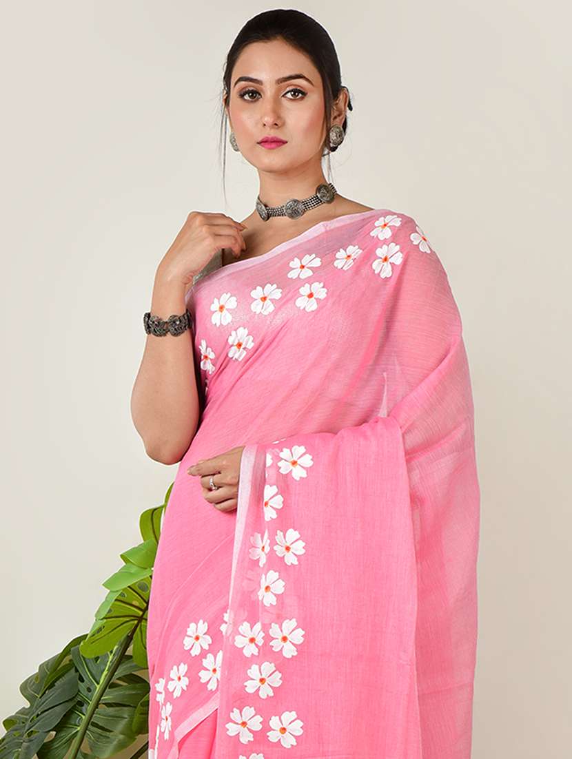 women floral bordered saree with blouse - 21968643 - Standard Image - 4