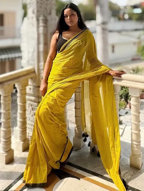 women solid plain saree with blouse - 21968647 -  Standard Image - 0
