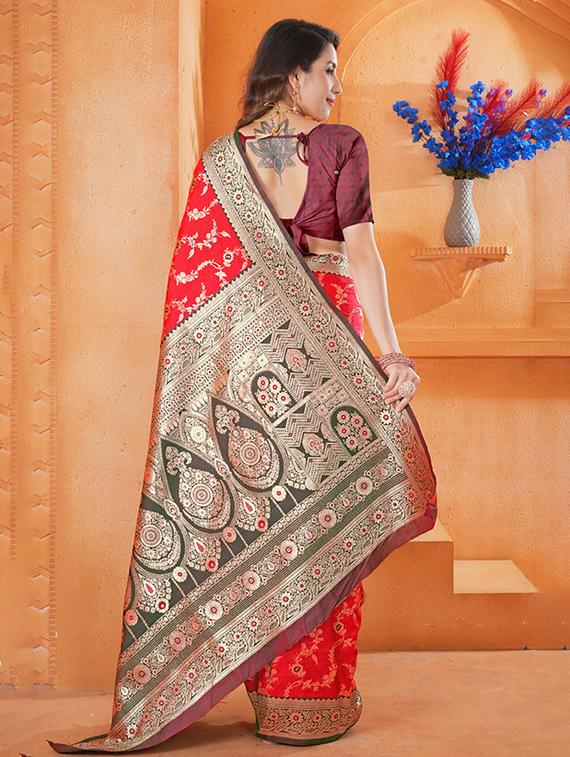 women self design banarasi saree with blouse - 21968652 - Standard Image - 1