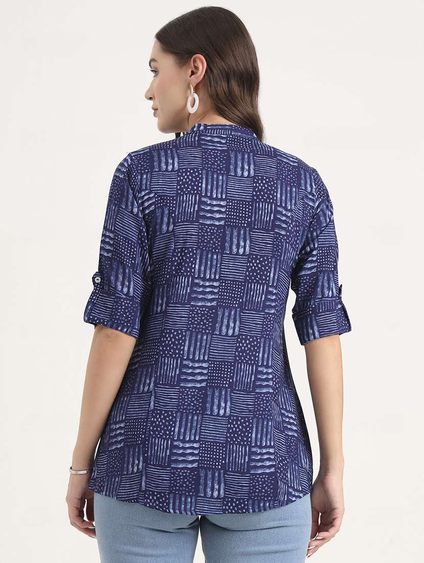 women printed mandarin neck ethnic top - 21968821 - Standard Image - 4