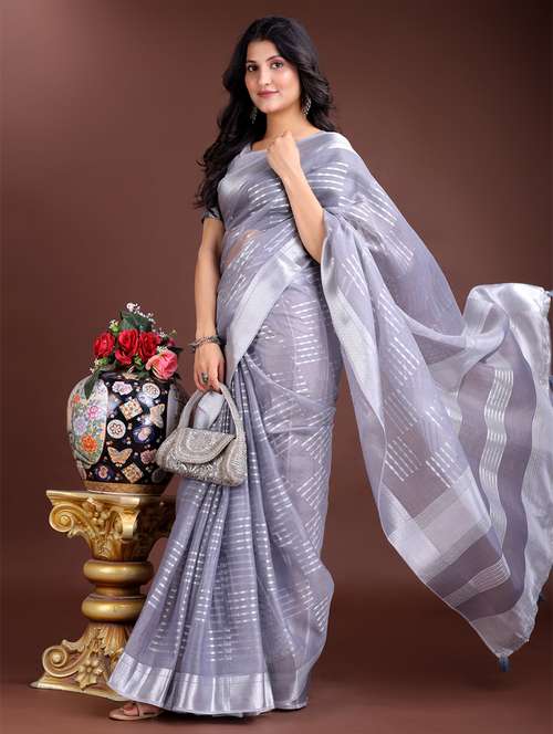 women self design bordered saree with blouse - 21969107 -  Standard Image - 0