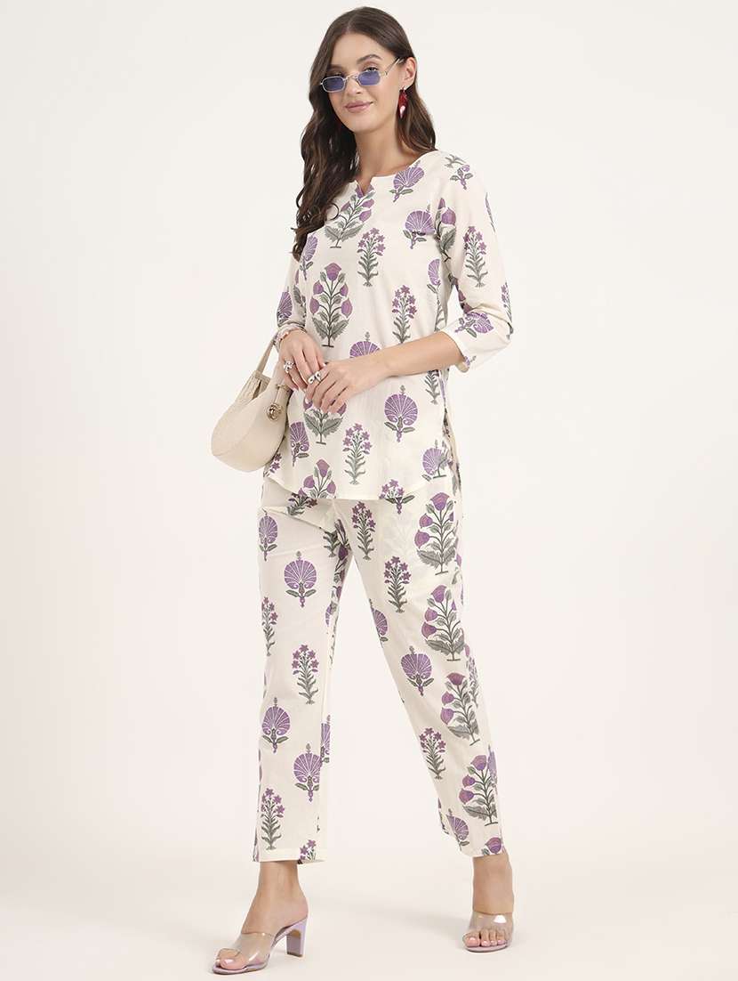 women printed notch neck co-ord set