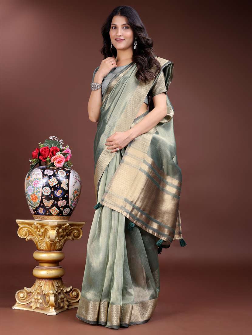 women solid with bordered saree with blouse - 21969150 -  Standard Image - 1