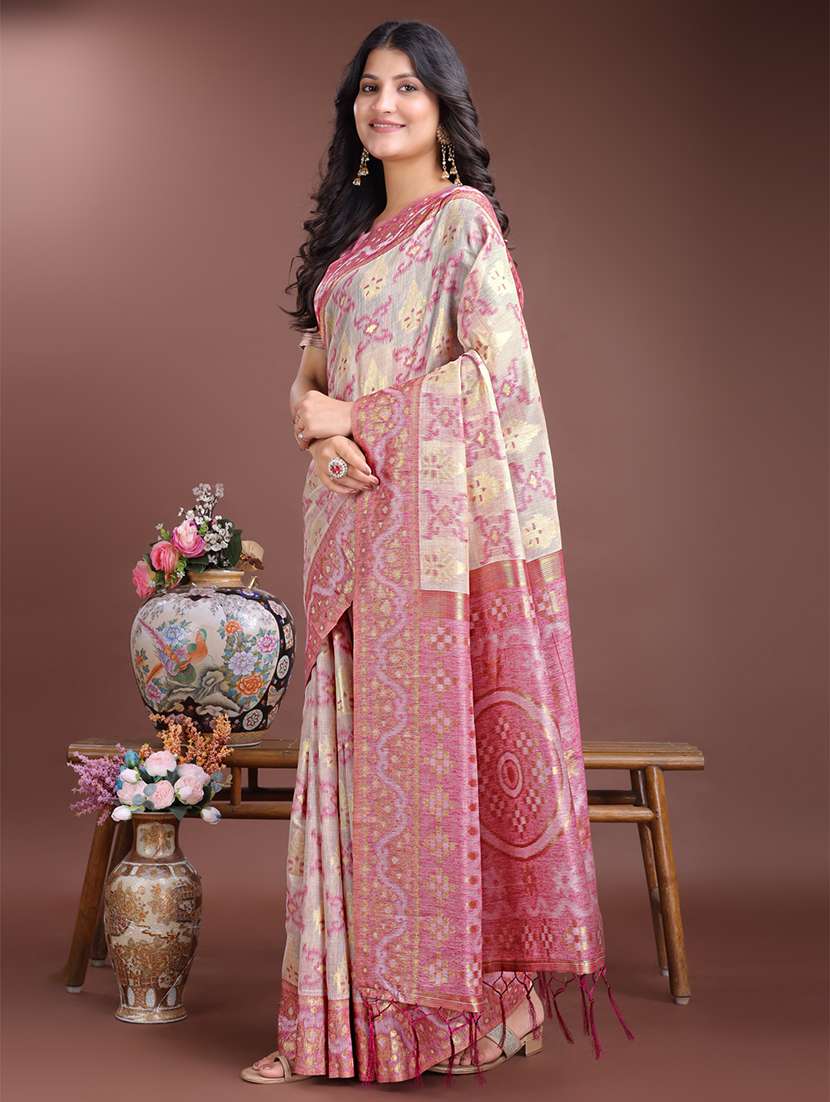 women self design bordered saree with blouse - 21969200 -  Standard Image - 1