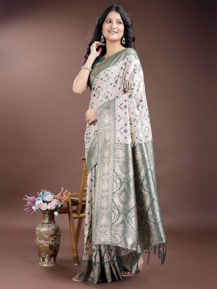 women self design bordered saree with blouse - 21969218 -  Standard Image - 1