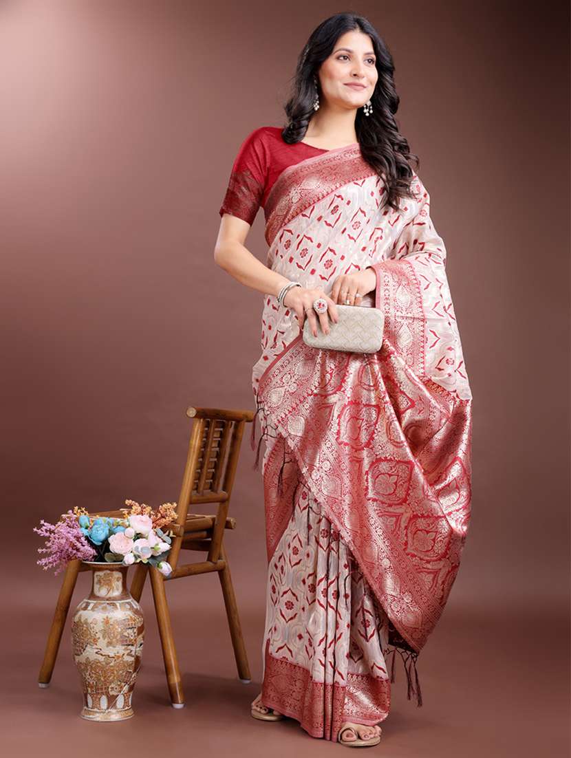women self design bordered saree with blouse - 21969222 -  Standard Image - 1