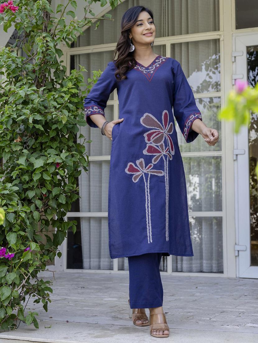 women three quarter sleeve kurta pant with dupatta set - 21969701 - Standard Image - 1