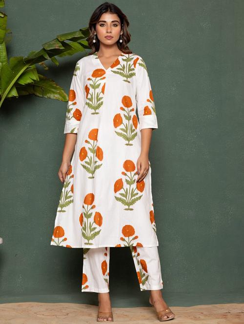 women floral three quarter sleeve kurta pant set - 21969771 - Standard Image - 0