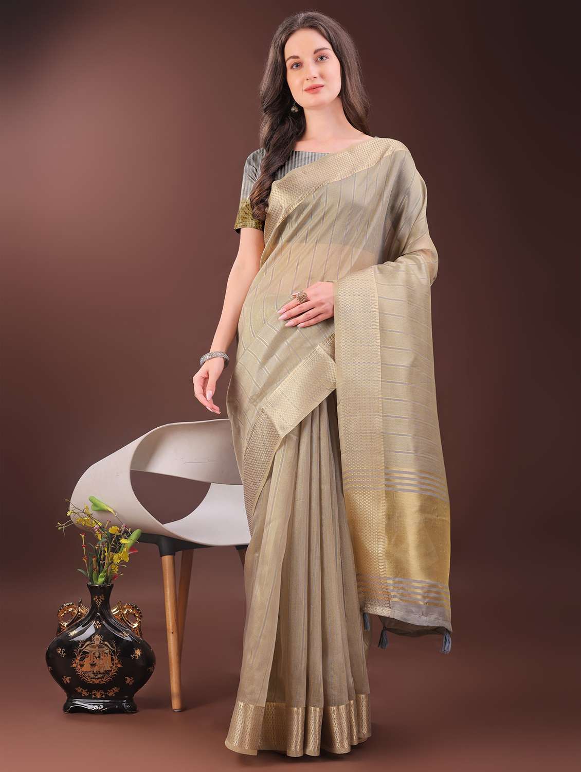 women striped bordered saree with blouse - 21969855 -  Standard Image - 1
