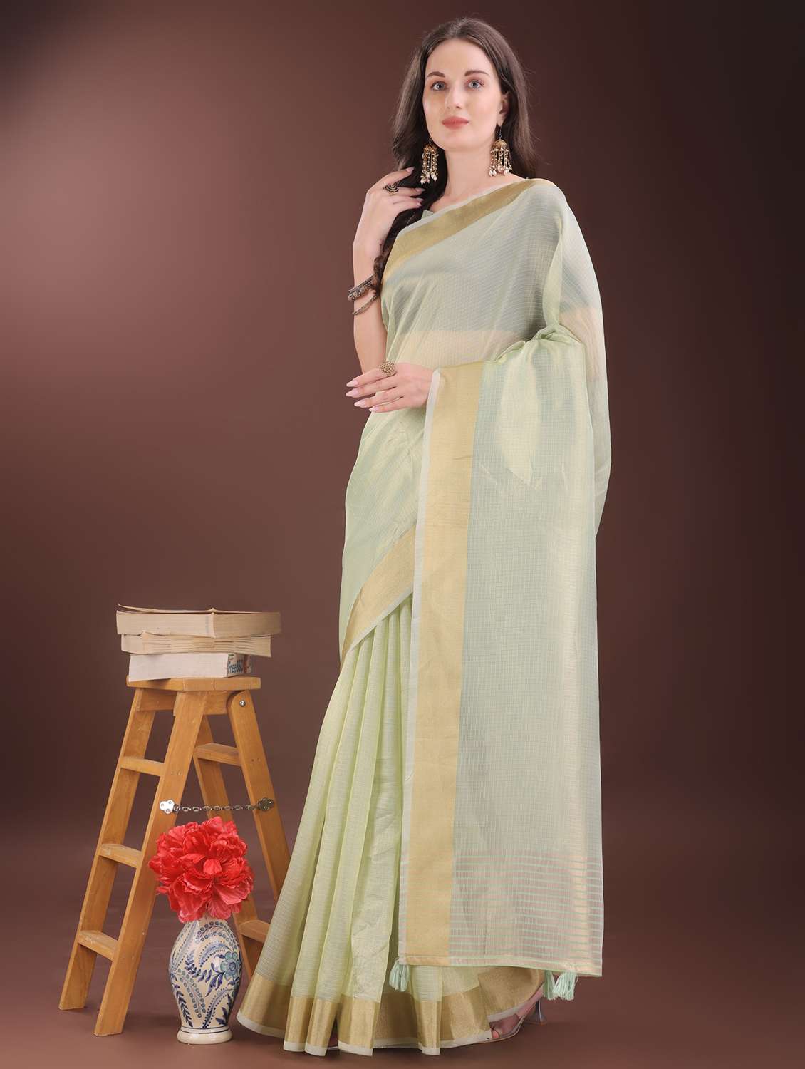 women checkered bordered saree with blouse - 21969872 -  Standard Image - 1