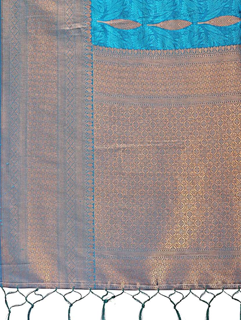 women self design banarasi saree with blouse - 21969908 - Standard Image - 4