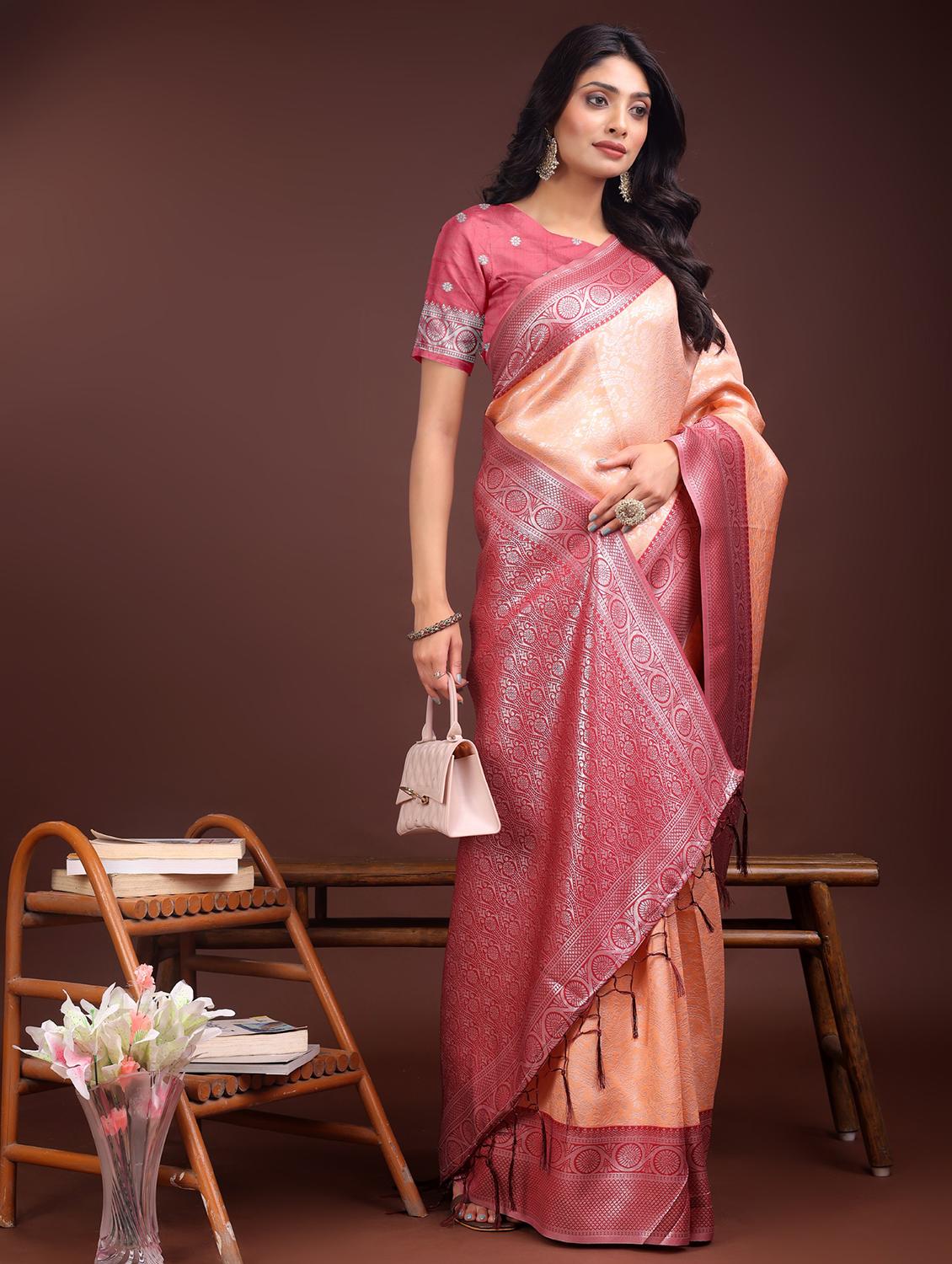 women self design bordered saree with blouse - 21969917 - Standard Image - 1